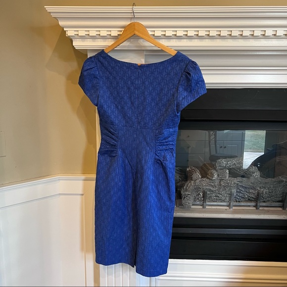 Fitted knee length Adrianna Papell - Picture 2 of 2